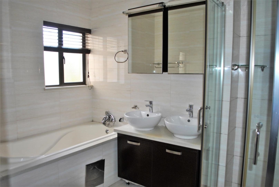 3 Bedroom Property for Sale in Summerset Gauteng