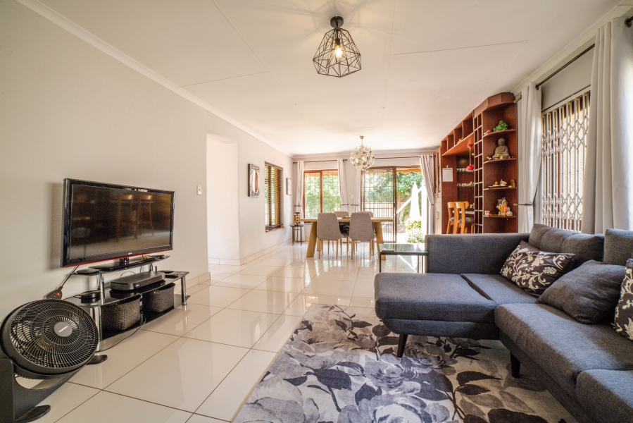 2 Bedroom Property for Sale in Fourways Gauteng