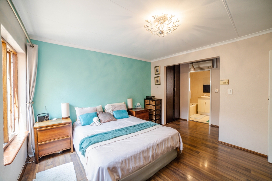 2 Bedroom Property for Sale in Fourways Gauteng