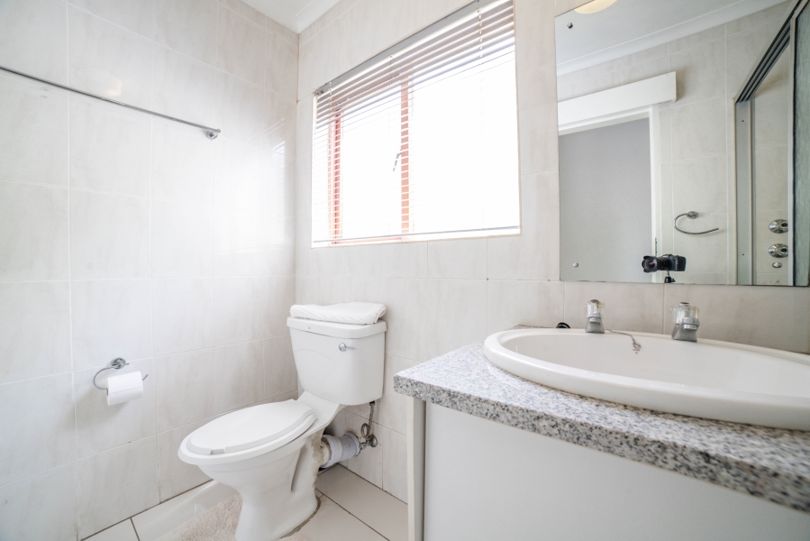 2 Bedroom Property for Sale in Fourways Gauteng