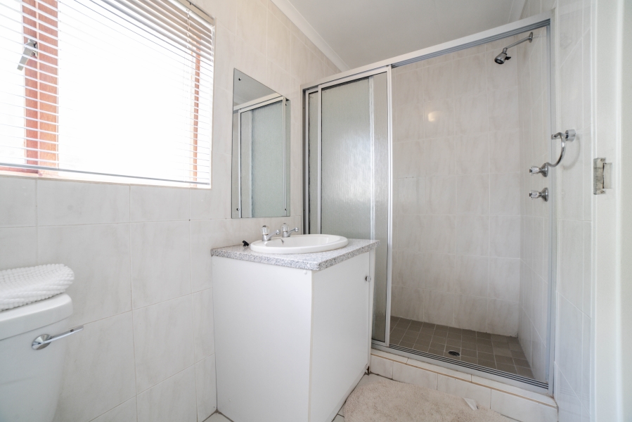 2 Bedroom Property for Sale in Fourways Gauteng