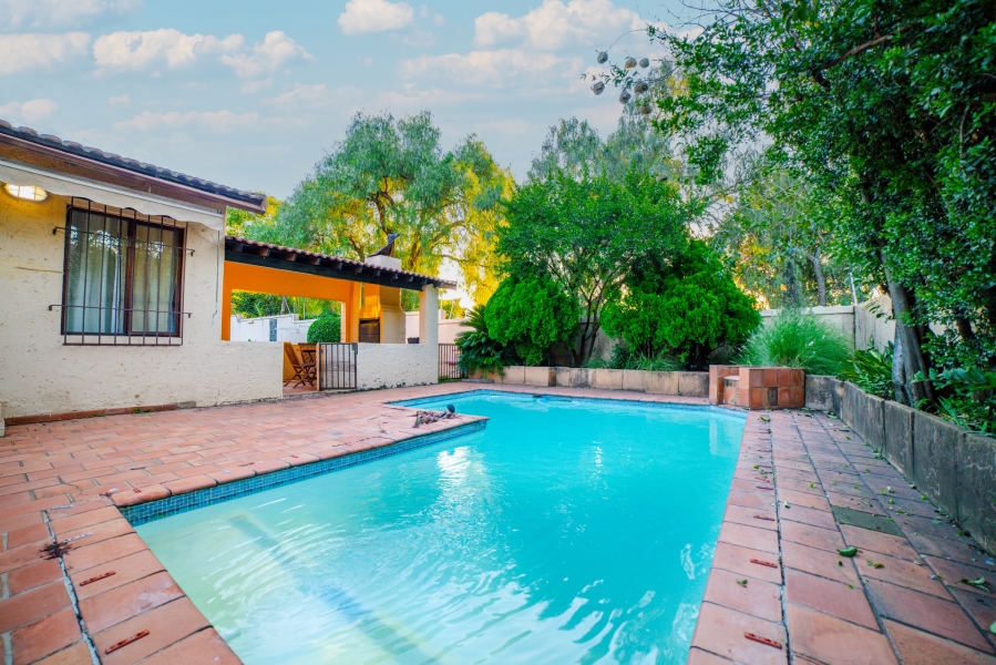 2 Bedroom Property for Sale in Fourways Gauteng