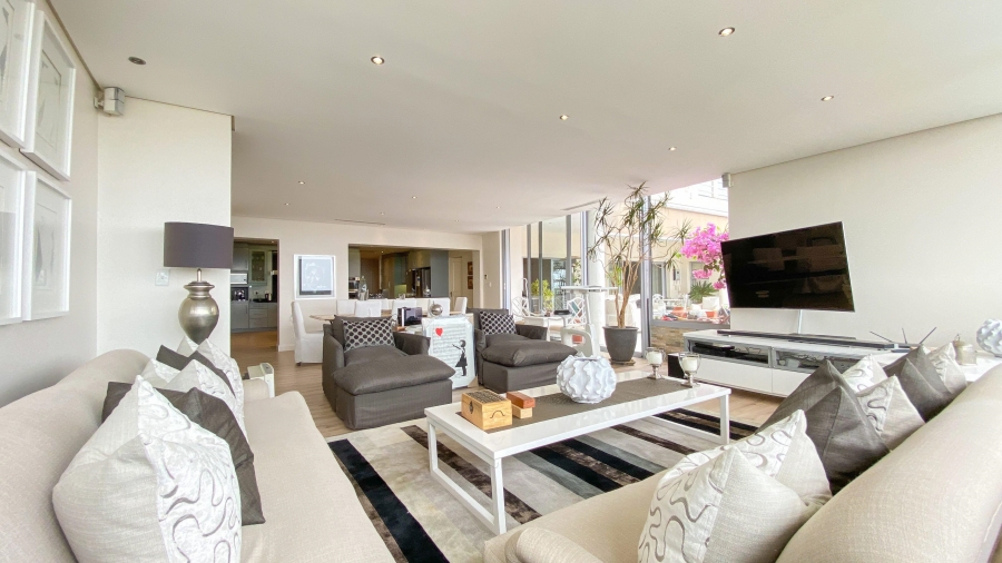 To Let 4 Bedroom Property for Rent in Morningside Gauteng