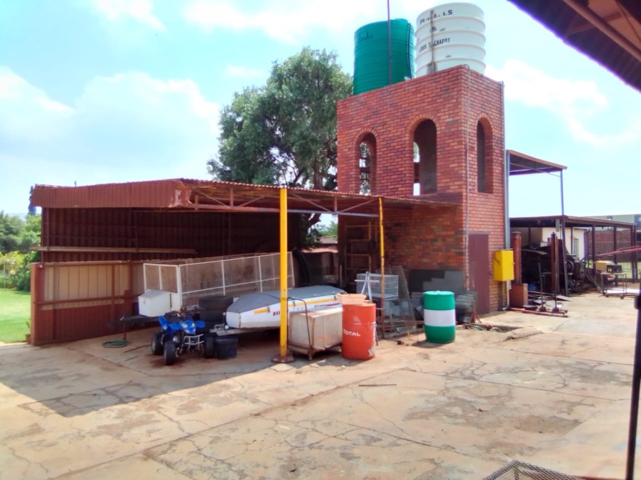 4 Bedroom Property for Sale in Magaliesmoot Gauteng