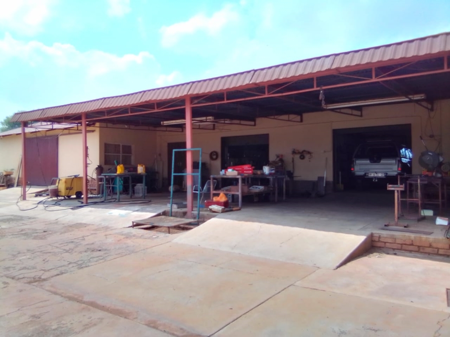 4 Bedroom Property for Sale in Magaliesmoot Gauteng