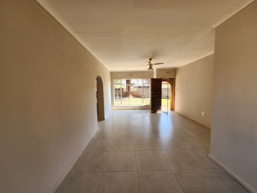 3 Bedroom Property for Sale in Krugersrus Gauteng
