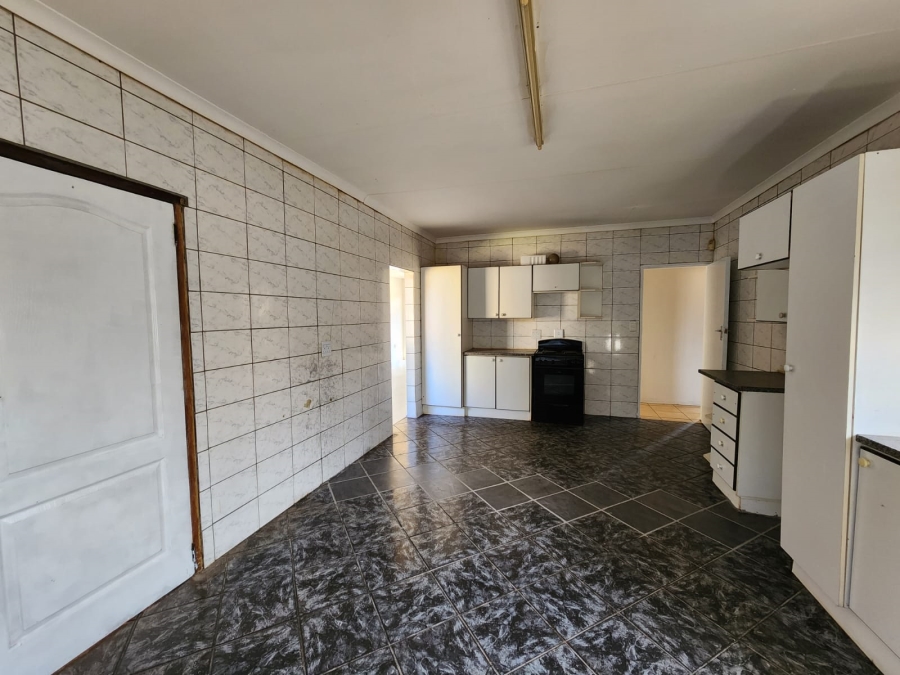 3 Bedroom Property for Sale in Krugersrus Gauteng