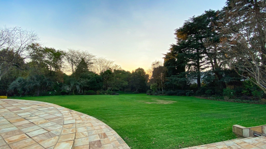 To Let 7 Bedroom Property for Rent in Hyde Park Gauteng