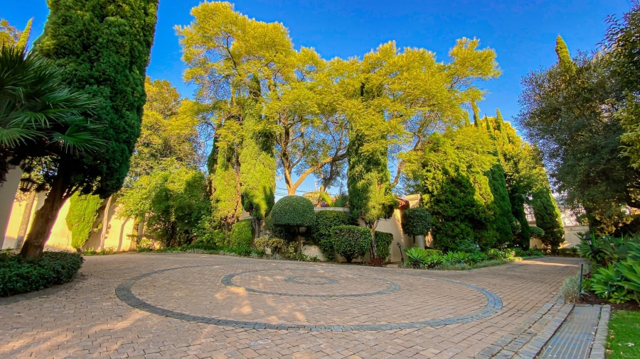 To Let 7 Bedroom Property for Rent in Hyde Park Gauteng