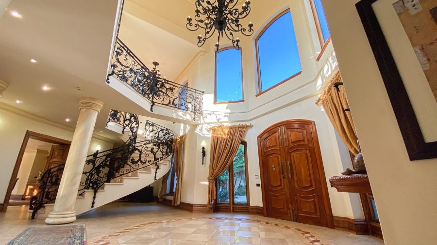 To Let 7 Bedroom Property for Rent in Hyde Park Gauteng