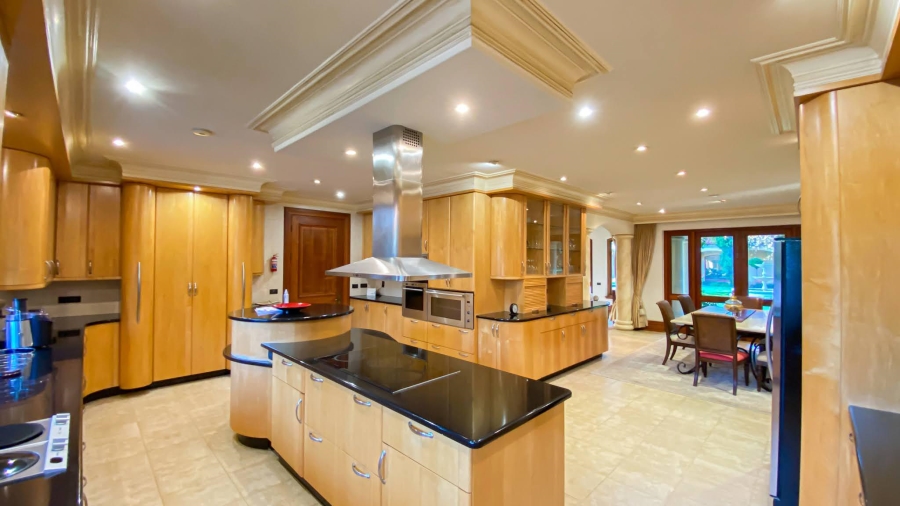 To Let 7 Bedroom Property for Rent in Hyde Park Gauteng