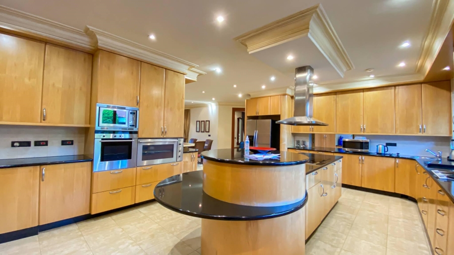 To Let 7 Bedroom Property for Rent in Hyde Park Gauteng