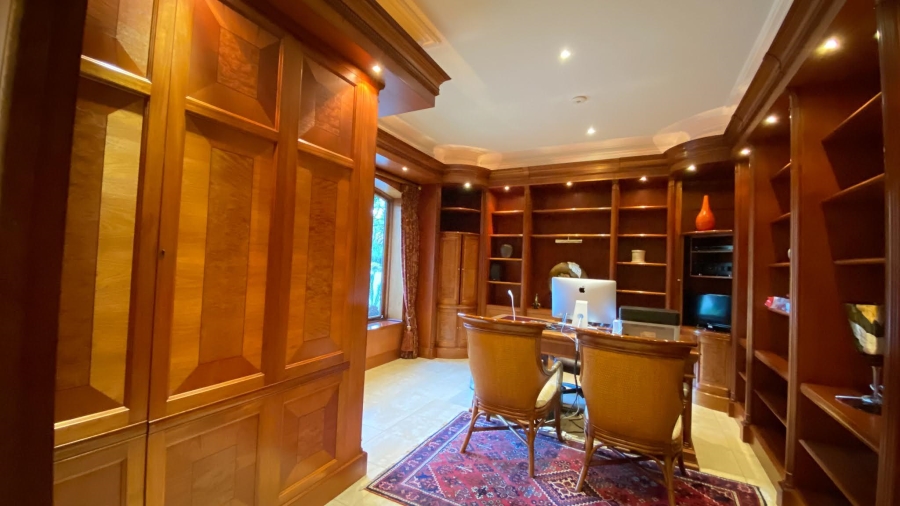 To Let 7 Bedroom Property for Rent in Hyde Park Gauteng