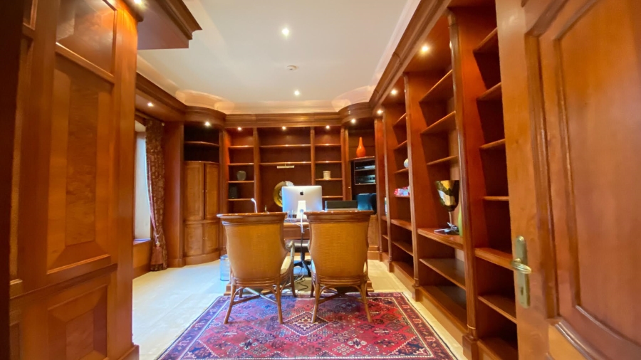 To Let 7 Bedroom Property for Rent in Hyde Park Gauteng