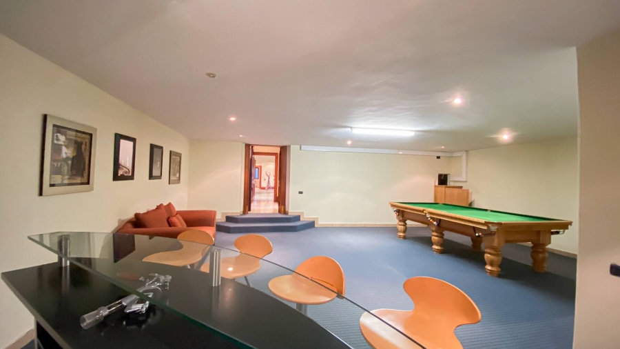 To Let 7 Bedroom Property for Rent in Hyde Park Gauteng