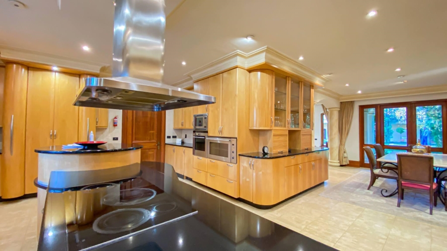 To Let 7 Bedroom Property for Rent in Hyde Park Gauteng