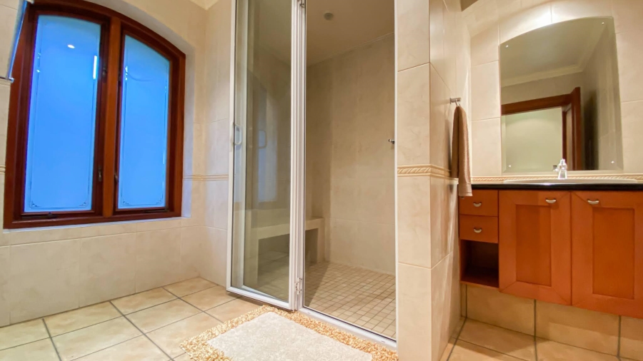 To Let 7 Bedroom Property for Rent in Hyde Park Gauteng