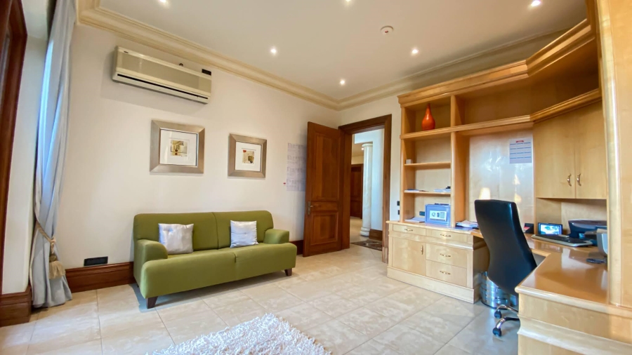 To Let 7 Bedroom Property for Rent in Hyde Park Gauteng