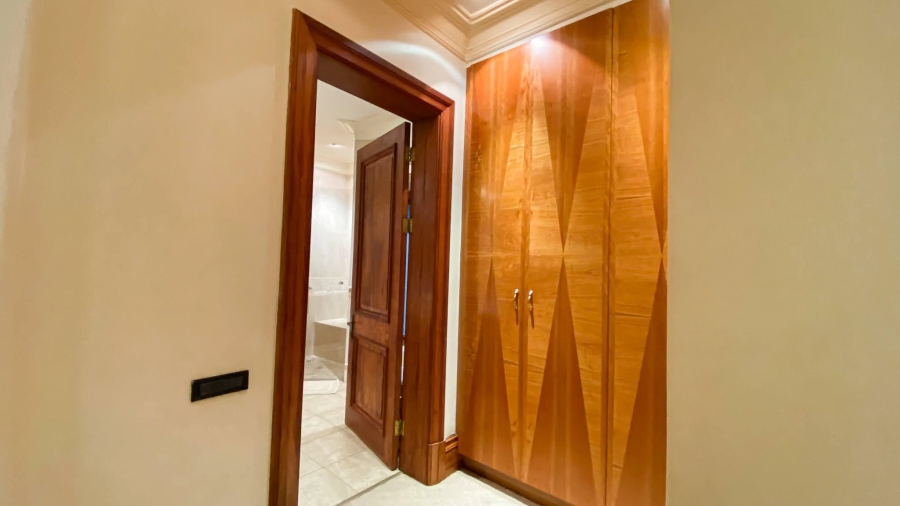 To Let 7 Bedroom Property for Rent in Hyde Park Gauteng