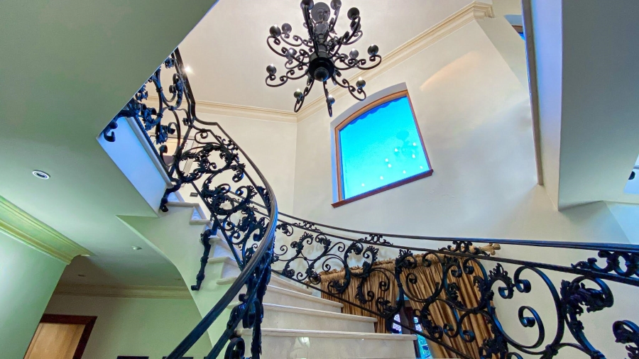 To Let 7 Bedroom Property for Rent in Hyde Park Gauteng