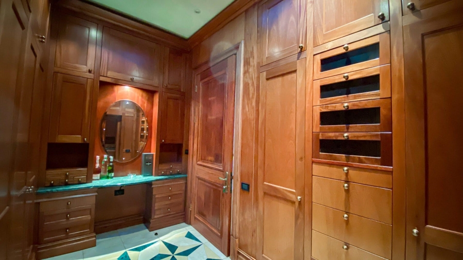 To Let 7 Bedroom Property for Rent in Hyde Park Gauteng