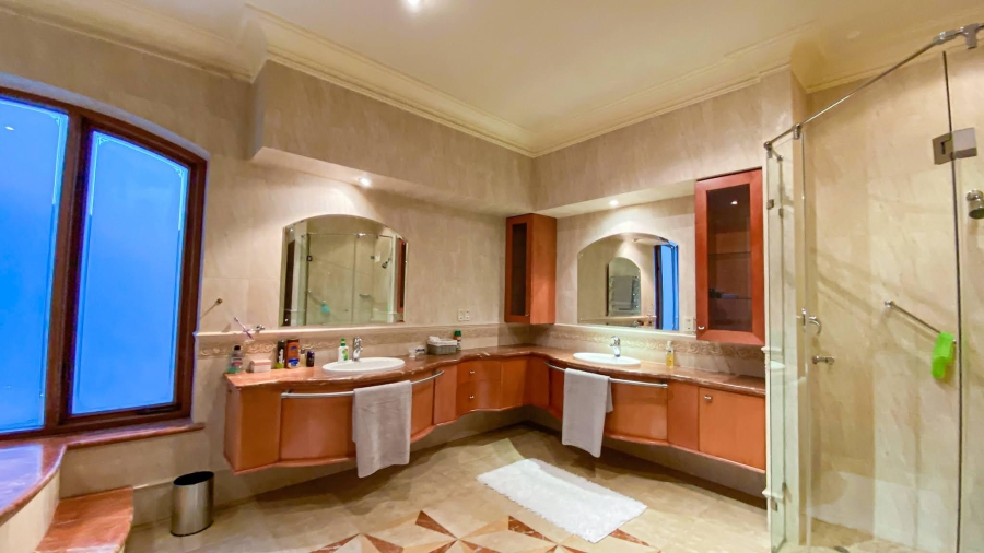 To Let 7 Bedroom Property for Rent in Hyde Park Gauteng