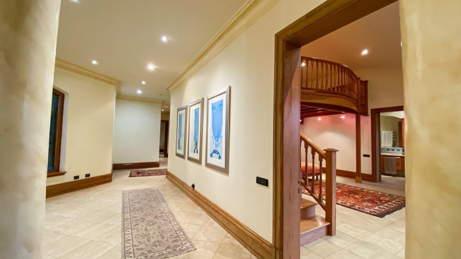 To Let 7 Bedroom Property for Rent in Hyde Park Gauteng