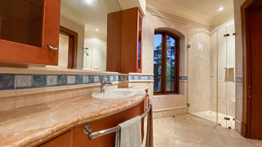 To Let 7 Bedroom Property for Rent in Hyde Park Gauteng