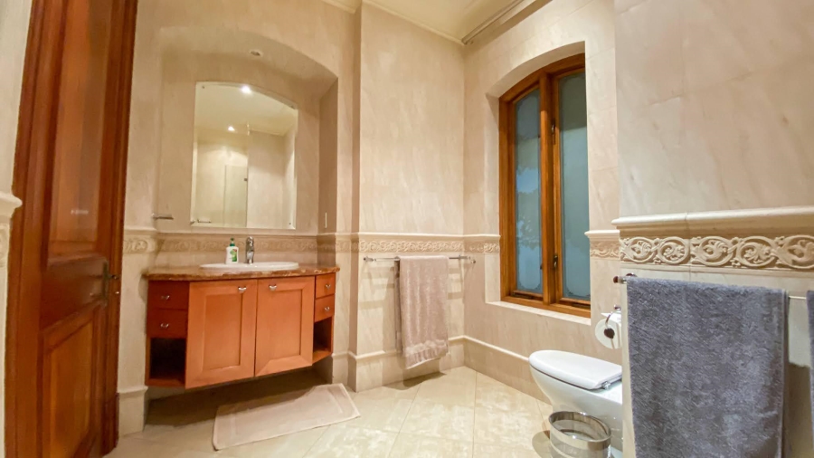 To Let 7 Bedroom Property for Rent in Hyde Park Gauteng