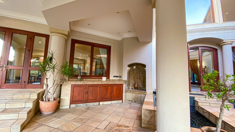 To Let 7 Bedroom Property for Rent in Hyde Park Gauteng