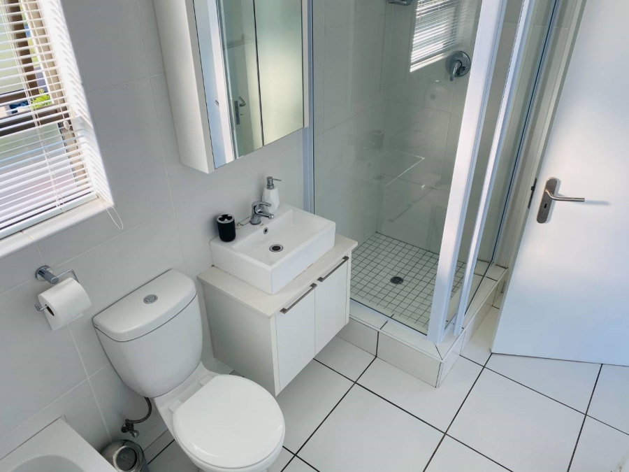 1 Bedroom Property for Sale in Barbeque Downs Gauteng