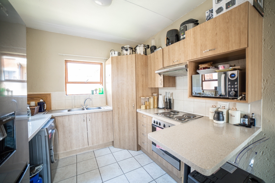 2 Bedroom Property for Sale in Douglasdale Gauteng