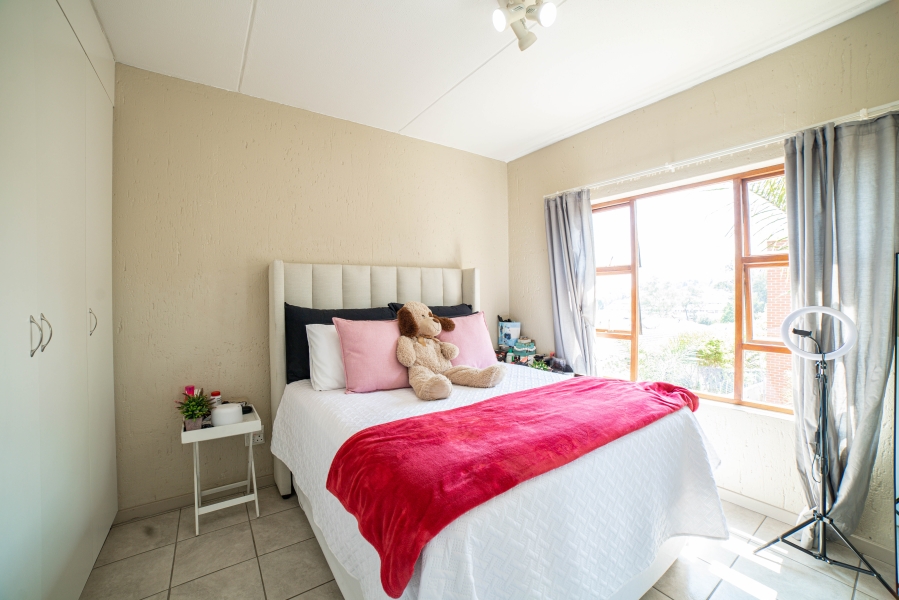 2 Bedroom Property for Sale in Douglasdale Gauteng