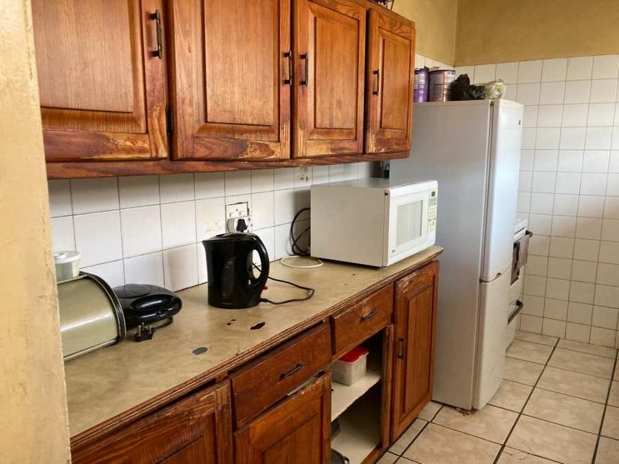 2 Bedroom Property for Sale in Pretoria West Gauteng