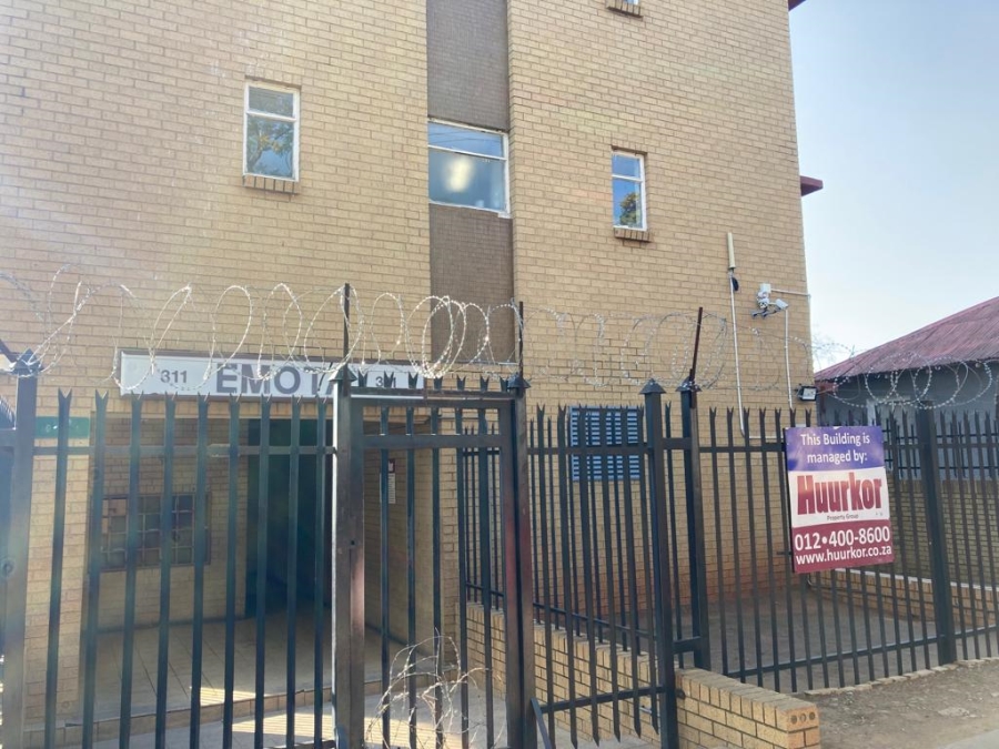 2 Bedroom Property for Sale in Pretoria West Gauteng