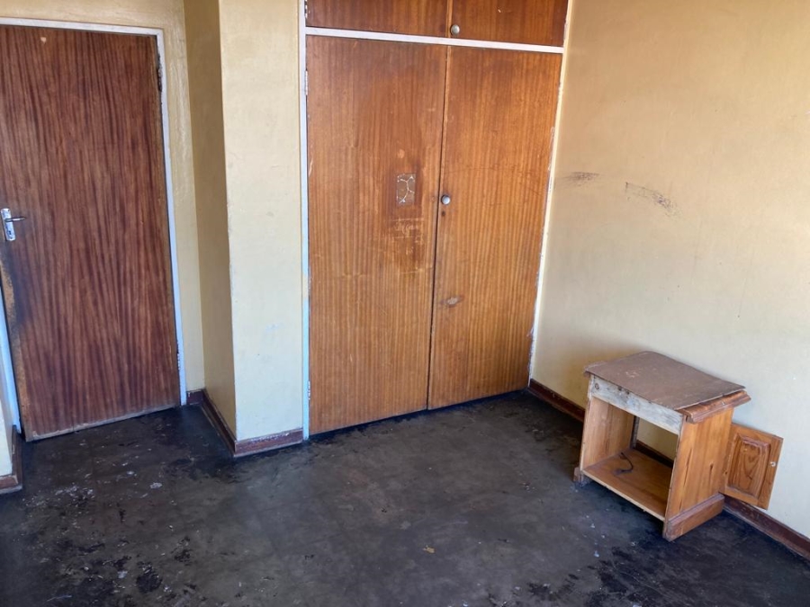 2 Bedroom Property for Sale in Pretoria West Gauteng
