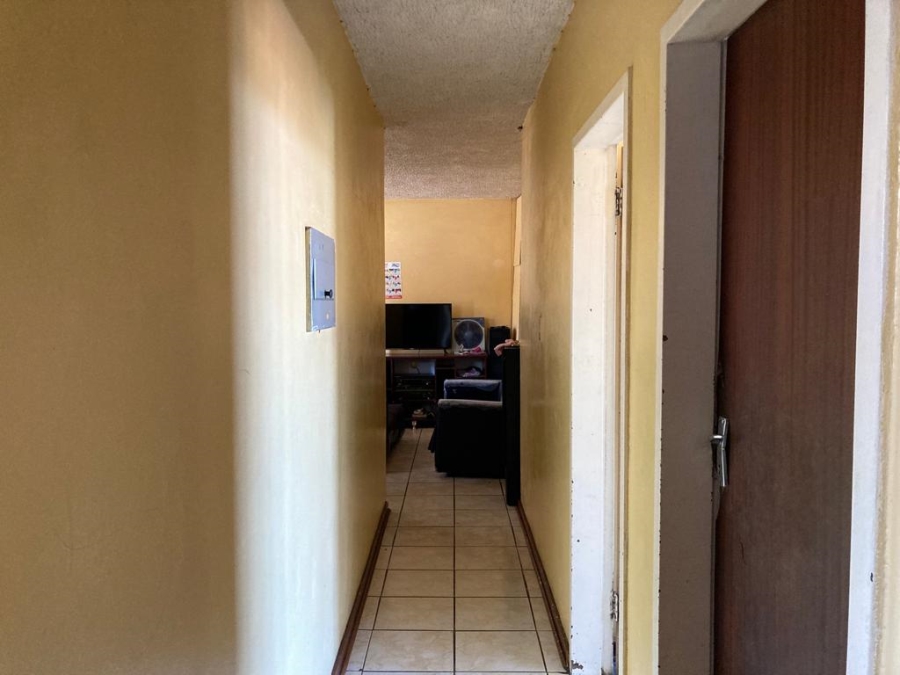 2 Bedroom Property for Sale in Pretoria West Gauteng