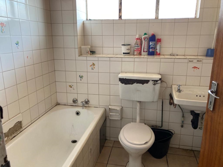 2 Bedroom Property for Sale in Pretoria West Gauteng