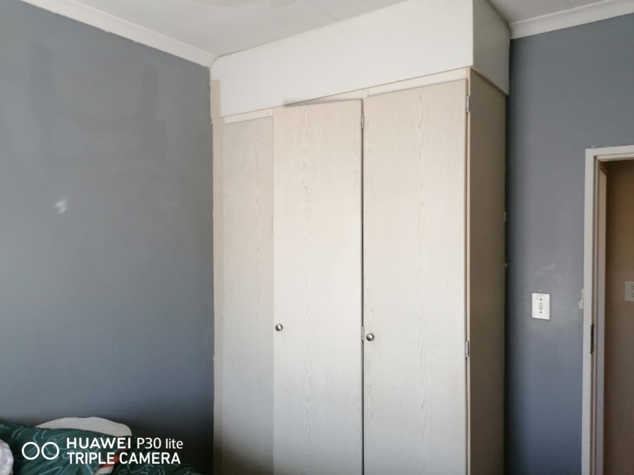 To Let 2 Bedroom Property for Rent in Equestria Gauteng