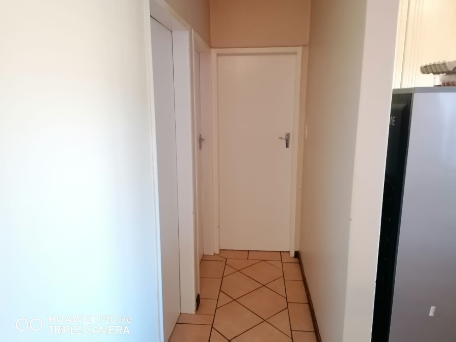 To Let 2 Bedroom Property for Rent in Equestria Gauteng