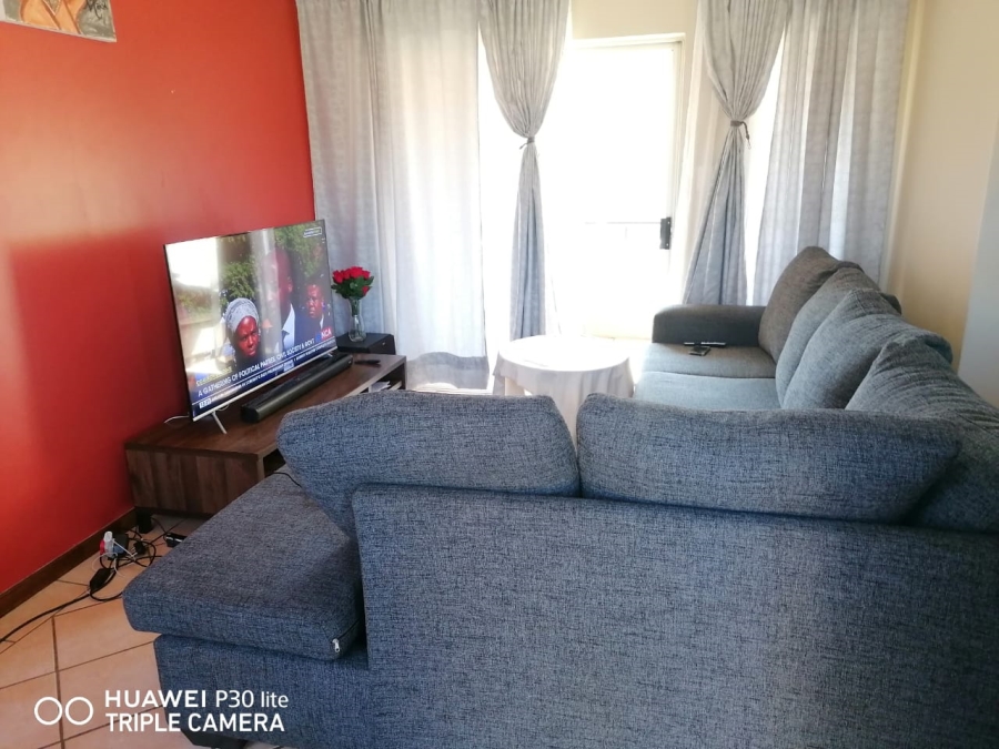 To Let 2 Bedroom Property for Rent in Equestria Gauteng