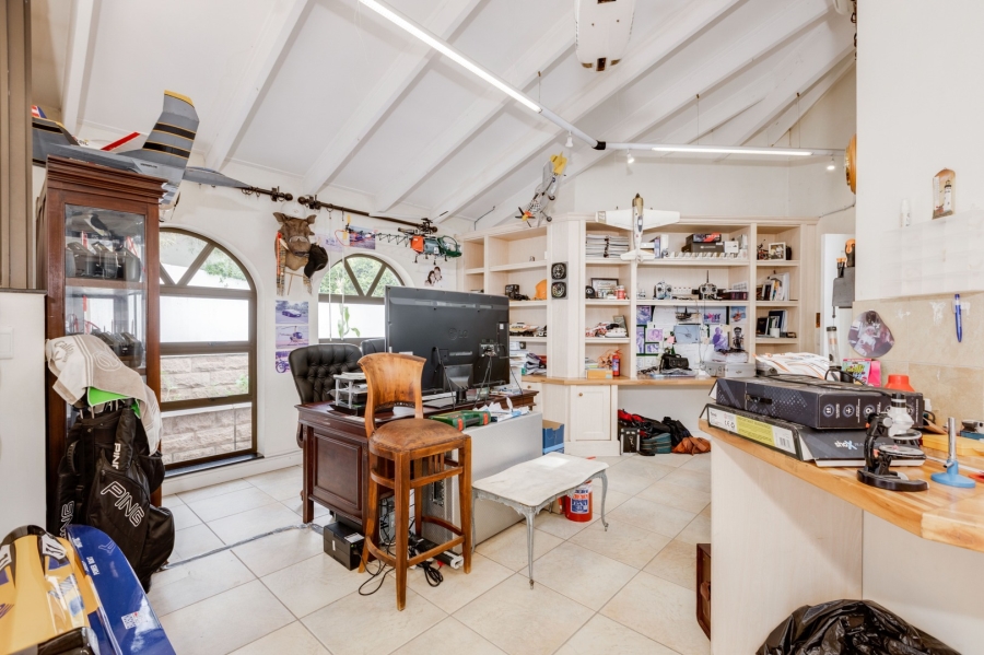 6 Bedroom Property for Sale in Dainfern Golf Estate Gauteng