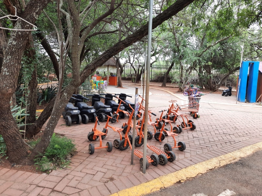 Commercial Property for Sale in Kameeldrift East Gauteng