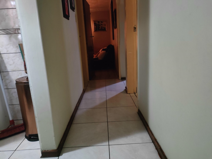 2 Bedroom Property for Sale in Silverton Gauteng