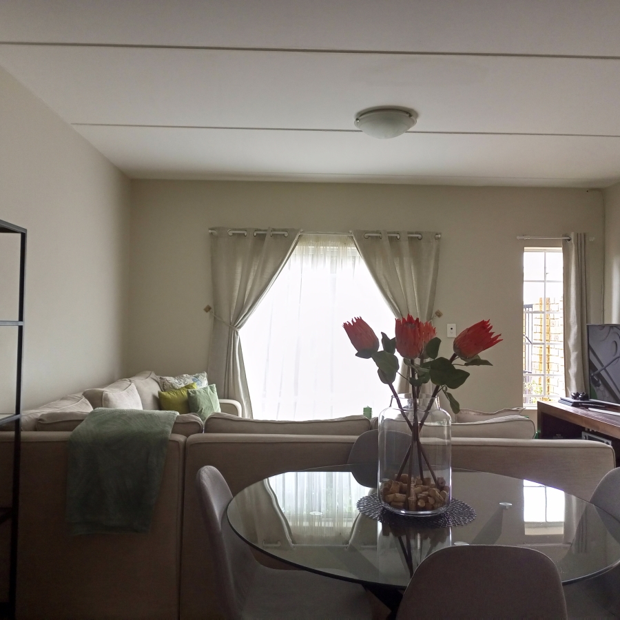 To Let 3 Bedroom Property for Rent in Oukraal Estate Gauteng