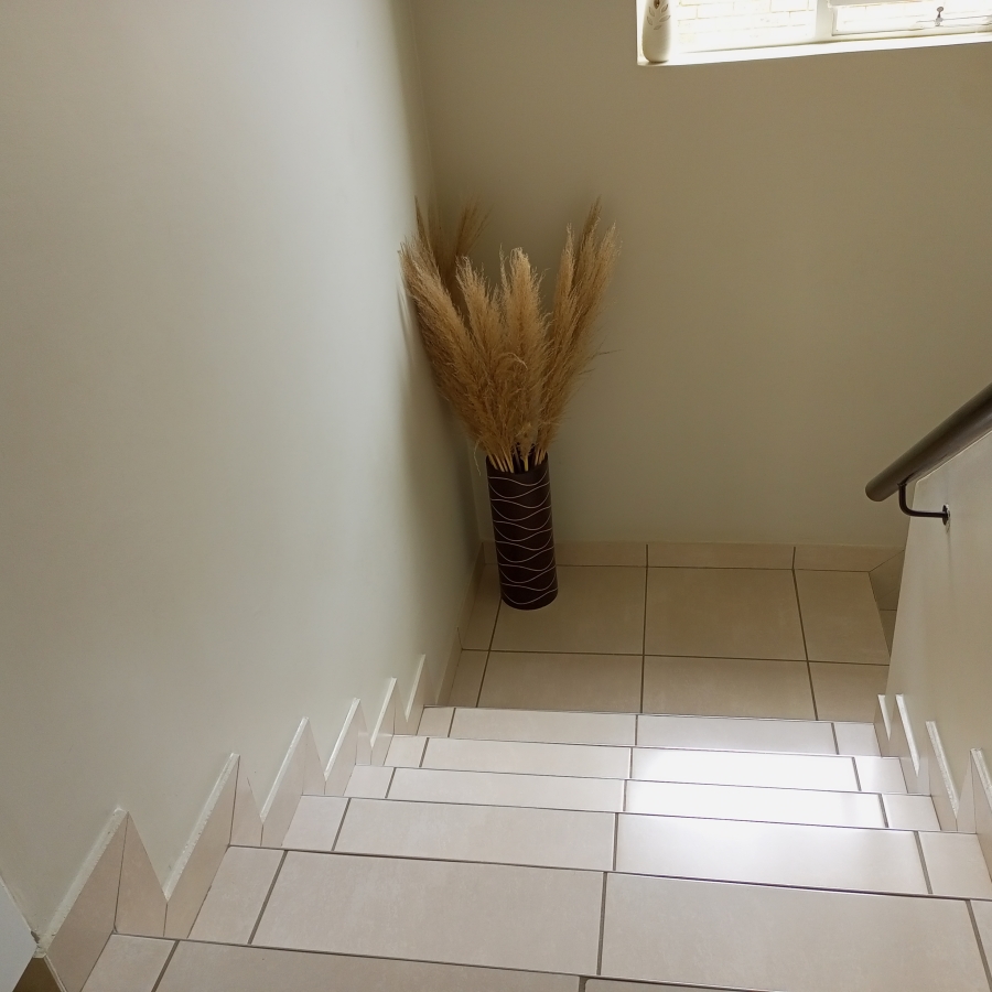 To Let 3 Bedroom Property for Rent in Oukraal Estate Gauteng