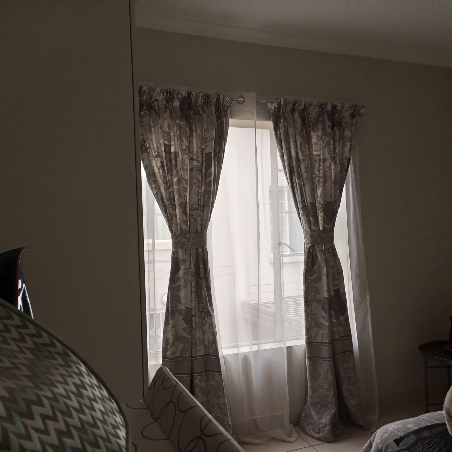 To Let 3 Bedroom Property for Rent in Oukraal Estate Gauteng