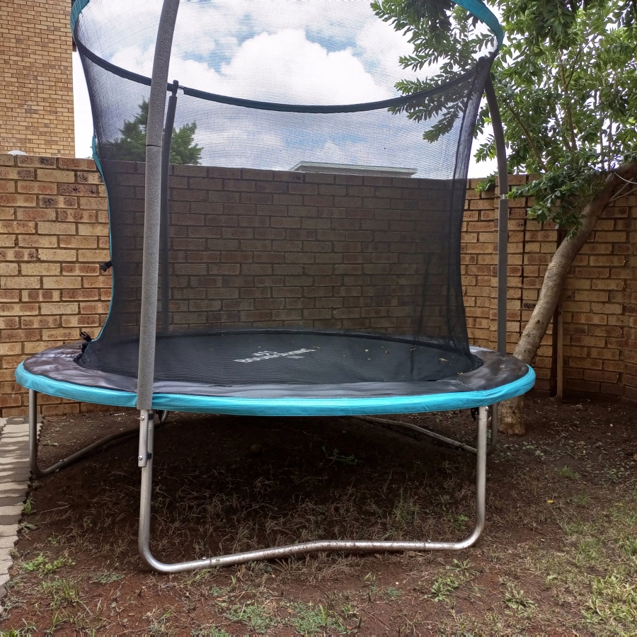 To Let 3 Bedroom Property for Rent in Oukraal Estate Gauteng