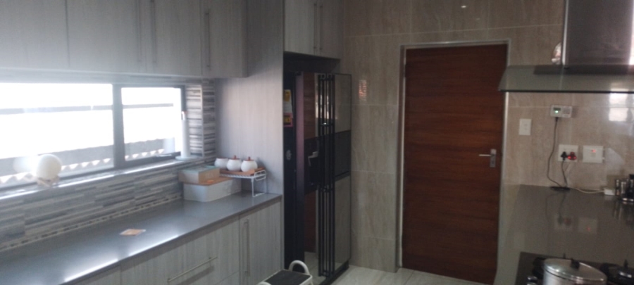 4 Bedroom Property for Sale in Helderwyk Gauteng