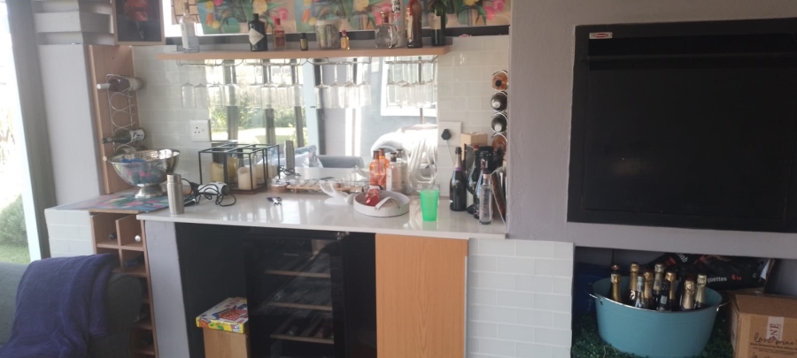 4 Bedroom Property for Sale in Helderwyk Gauteng